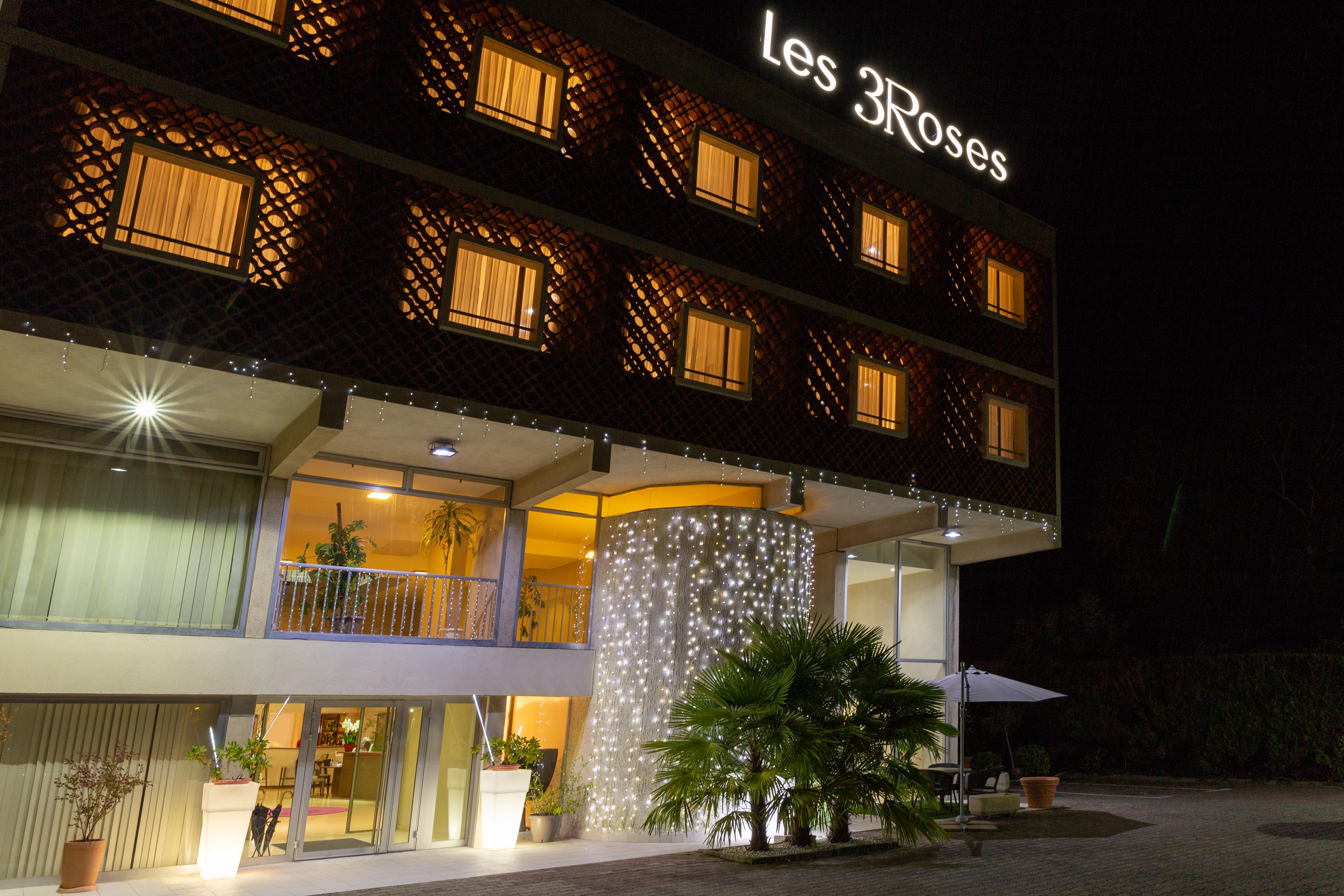 Hotel Les Trois Roses, Meylan Grenoble The Originals Boutique Buitenkant foto